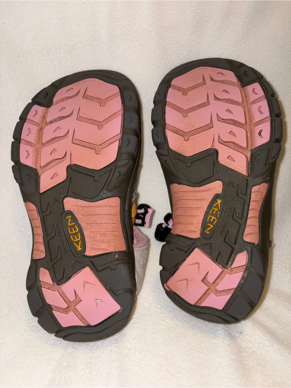 KEEN Kids Pink Multicolor Striped Water Sandals kid size 13